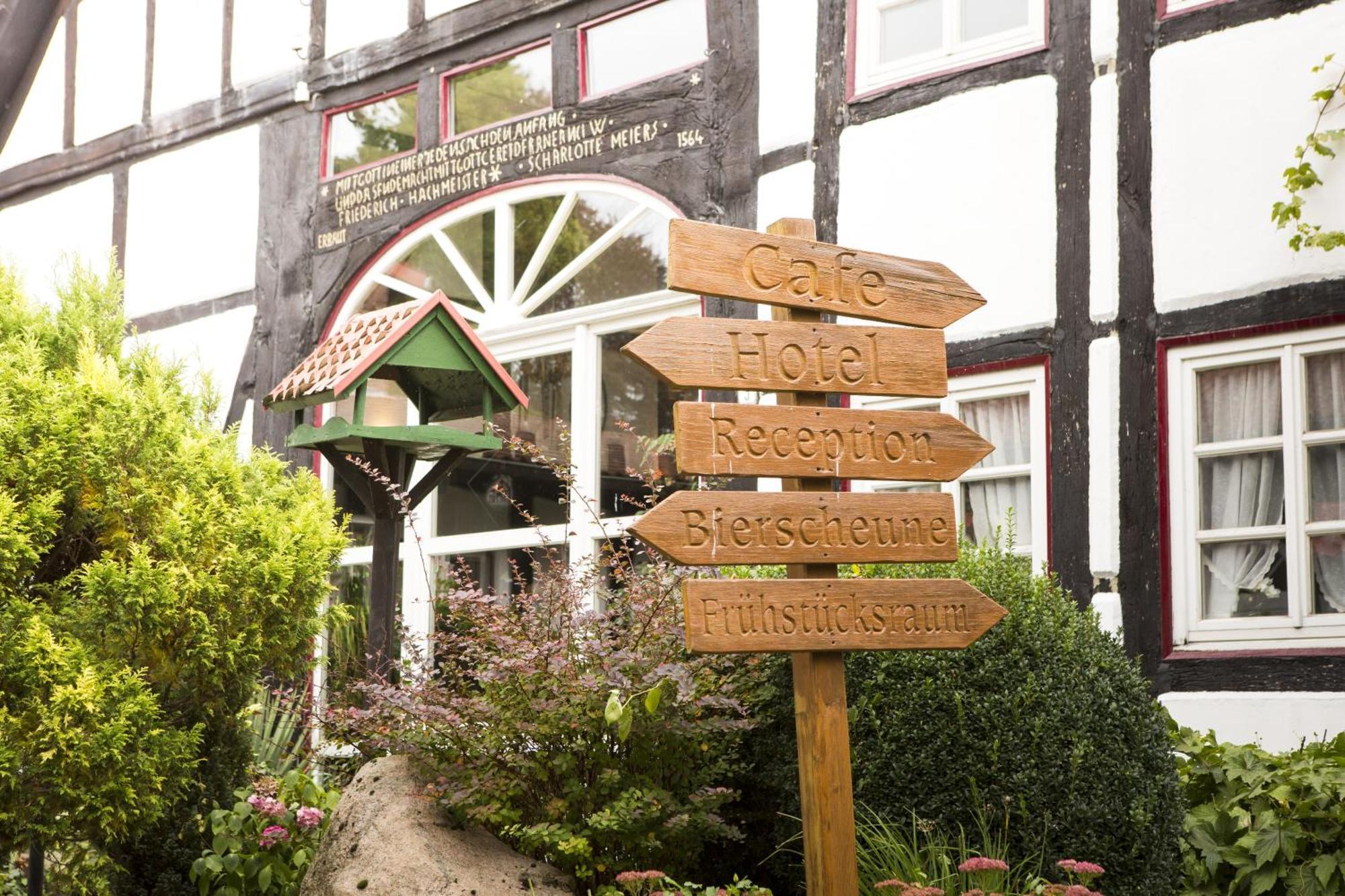 Hotel Cafe Am Stift Hessisch Oldendorf المظهر الخارجي الصورة