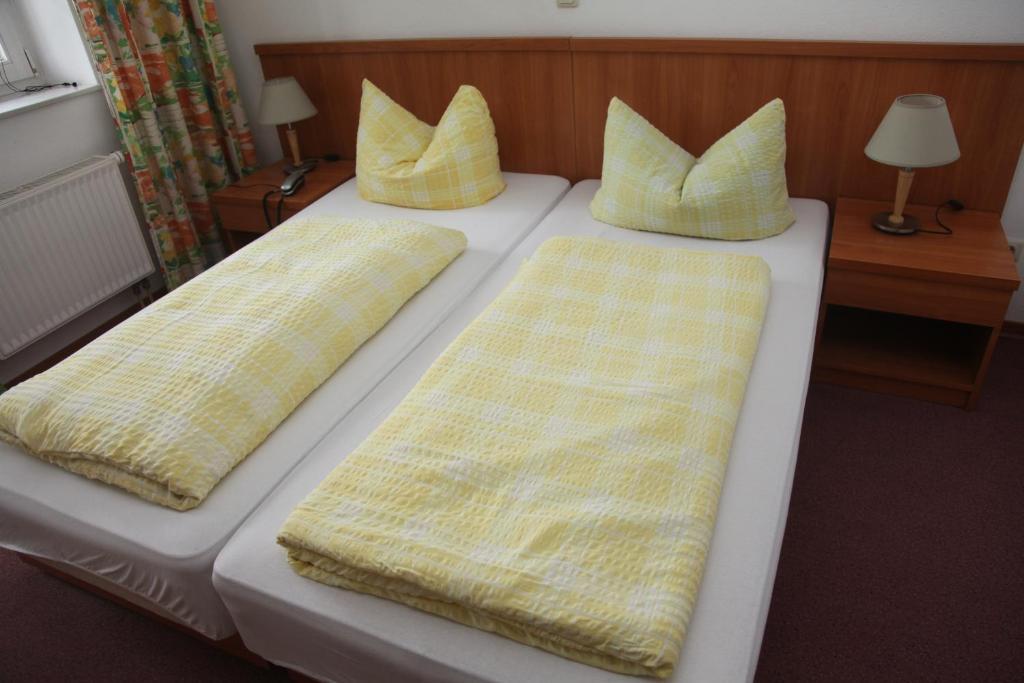 Hotel Cafe Am Stift Hessisch Oldendorf الغرفة الصورة